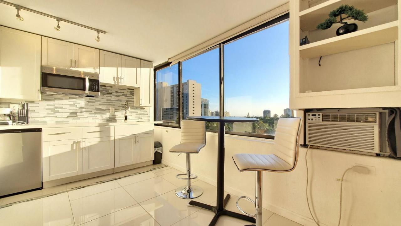 Waikiki Beach Cozy Studio No Resort Fee โฮโนลูลู ภายนอก รูปภาพ
